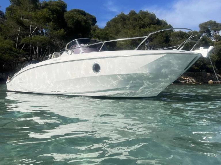 Wynajmij Kay Kay largo 24 w Mandelieu-la-Napoule