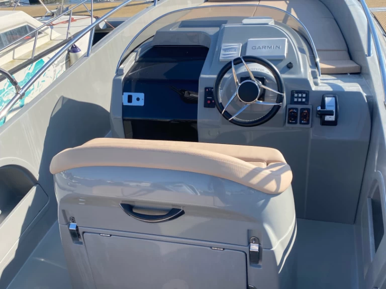 Wynajmij Motorówka z lub bez skippera Aquarius w Arcachon