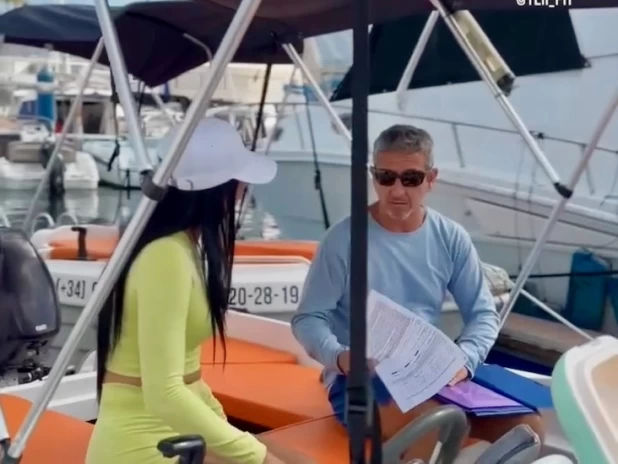 Motorówka do wynajmu w Adeje w najlepszej cenie