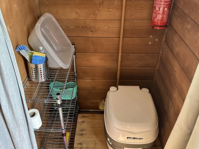 Wynajmij Floss D3-N w Priepert