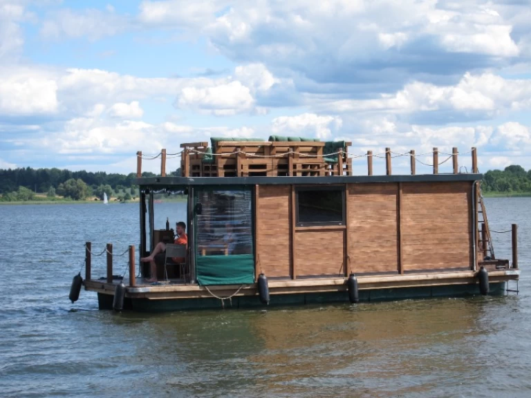 Wynajem łodzi Floss D9-Style w Wesenberg na SamBoat 