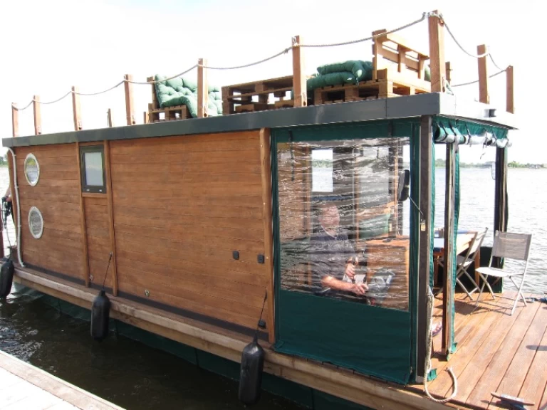 Wynajem łodzi Floss D9-Style w Wesenberg na SamBoat 