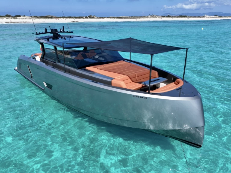 Wynajmij Motorówka z lub bez skippera Vanquish w Ibiza Town