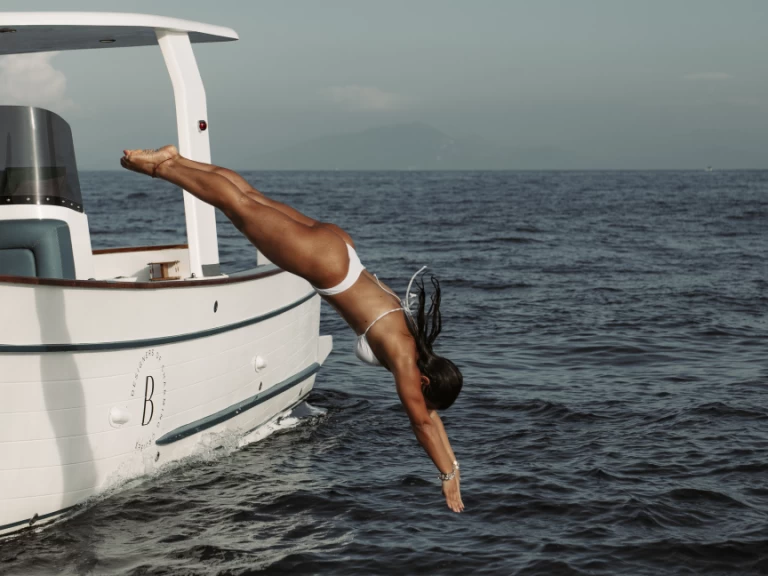 Wynajmij Gozzo FPJ FPT-F4AE0686*Q w Amalfi