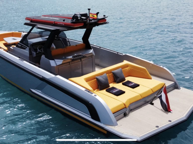 Wynajmij Motorówka z lub bez skippera Vanquish w Ibiza Town