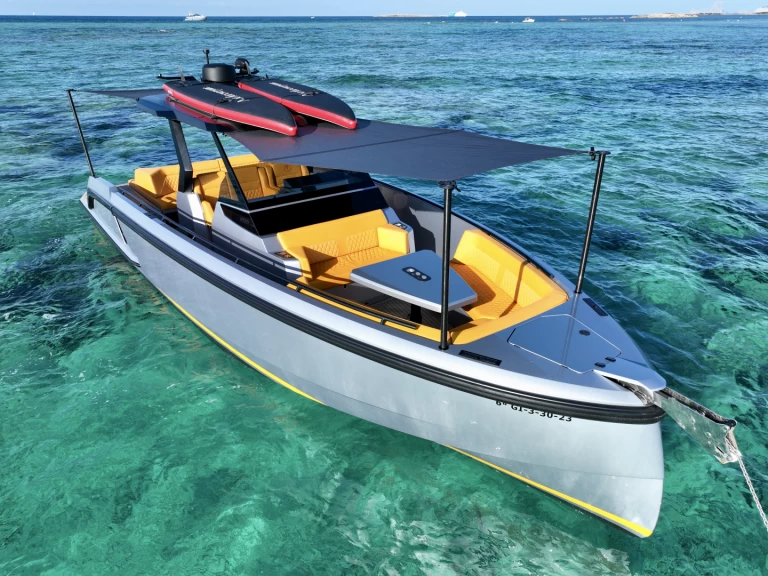 Wynajmij Motorówka z lub bez skippera Vanquish w Ibiza Town