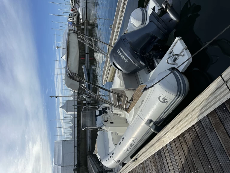 Wynajem łodzi Capelli Tempest 700 w Arzon na SamBoat 