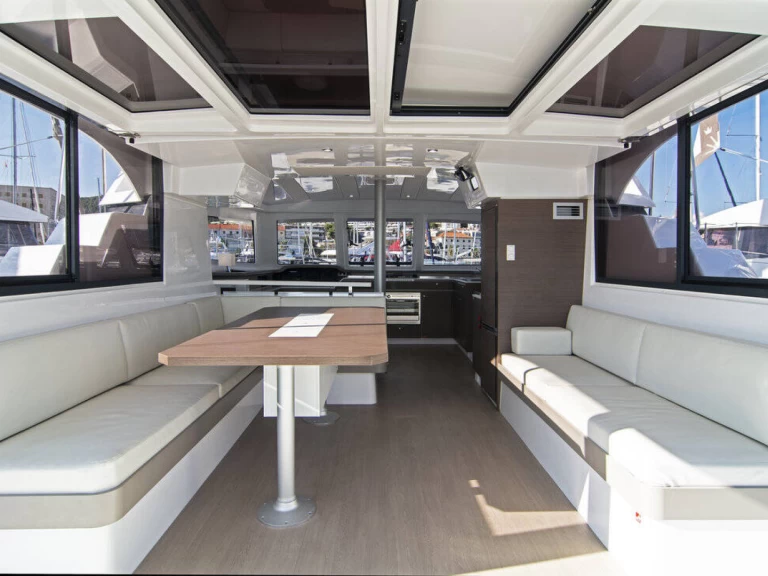 Wynajem łodzi Split tanio Bali Catspace Voile