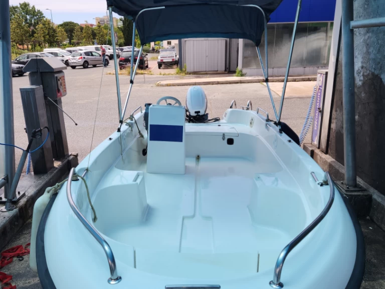 Wynajem łodzi Alfa yatch  Alfa w Le Pradet na SamBoat 