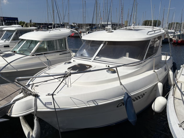 Wynajem łodzi Ouistreham tanio Quicksilver 700 Week-End