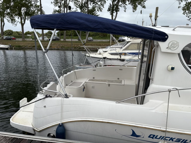 Wynajem Motorówka w Ouistreham - Quicksilver Quicksilver 700 Week-End