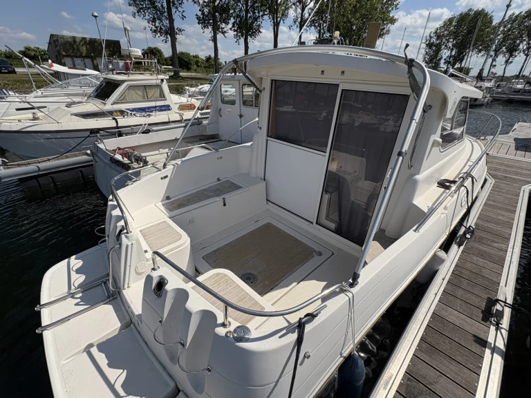 Wynajem łodzi Quicksilver Quicksilver 700 Week-End w Ouistreham na SamBoat 