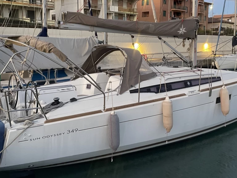 Wynajem w Marina di Grosseto- Jeanneau Sun Odissey 349 na SamBoat