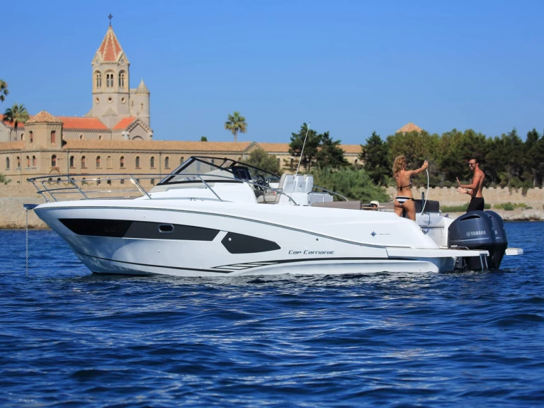 Wynajem Motorówka Jeanneau z patentem 