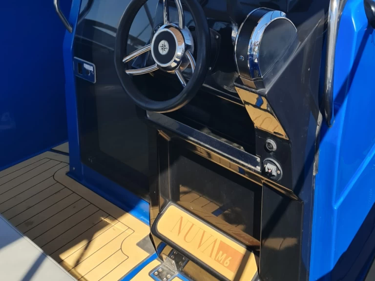 Nuva Nuva M6 Open między profesjonalistami a osobami prywatnymi w Alicante