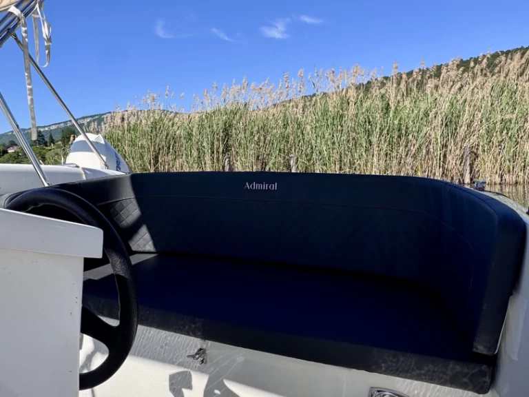 Wynajem łodzi Aix-les-Bains tanio 555 Tender