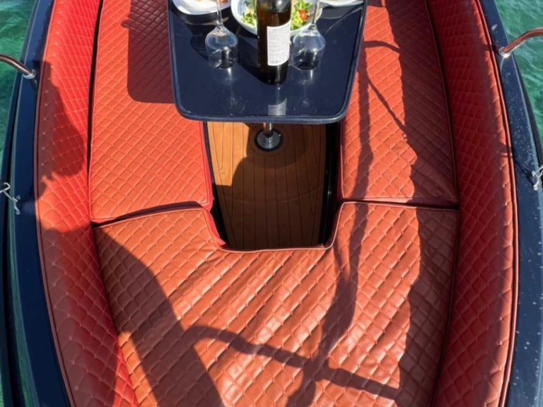 ISATEK TEKNE COBRA 495 między profesjonalistami a osobami prywatnymi w Glyfada