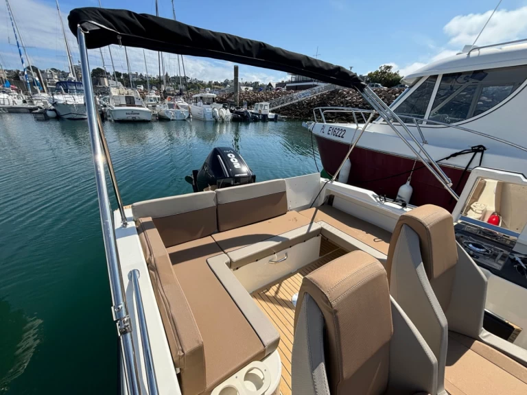 Wynajem łodzi Trébeurden tanio QUICKSILVER 755 ACTIV SUNDECK