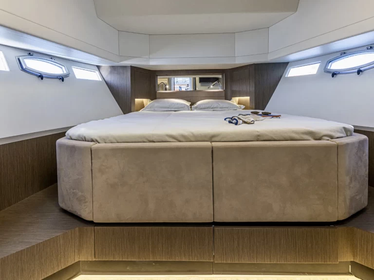 Wynajem łodzi Ibiza Town tanio 14m