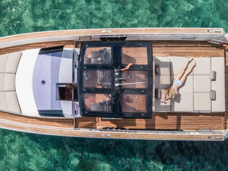 Wynajmij FJORD F40 PATANDREAS w Ibiza Town