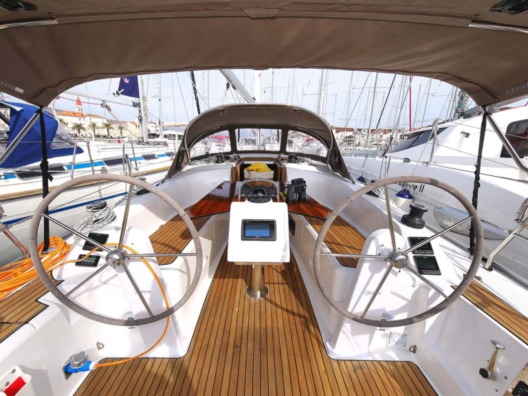 Wynajem łodzi Bavaria Cruiser 34 w Pula na SamBoat 