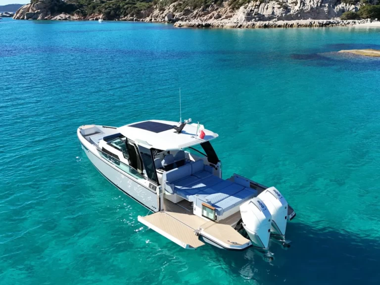 Wynajmij Luksusowy jacht z lub bez skippera Saxdor w Juan-les-Pins