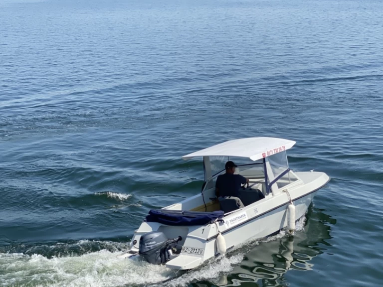 Wynajem w Waren (Müritz)- Tagescharter Lotus na SamBoat