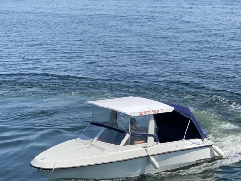 Wynajem łodzi Waren (Müritz) tanio Lotus