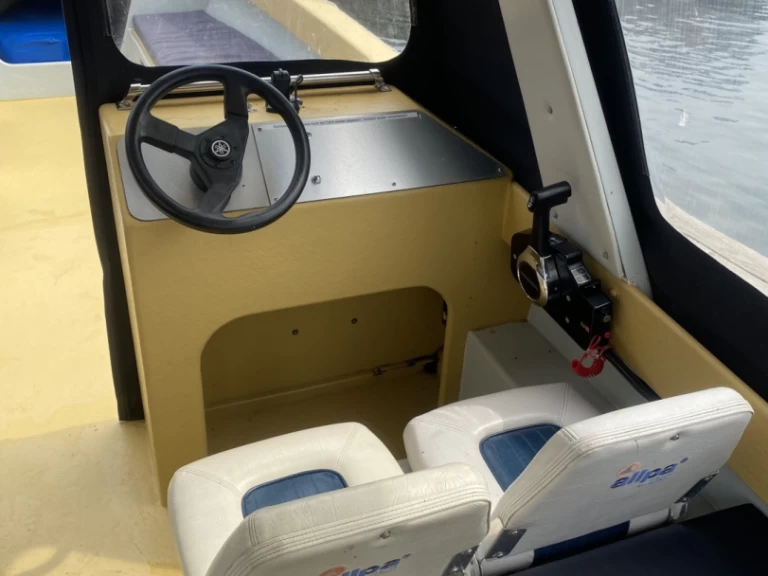 Wynajem łodzi Waren (Müritz) tanio Barkasse