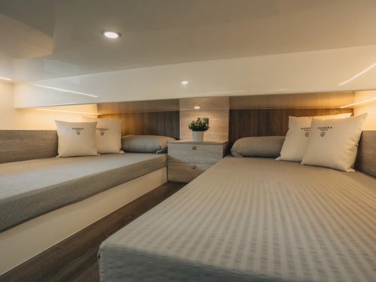 Wynajmij Luksusowy jacht z lub bez skippera Kumbra Yachts w Ibiza Town