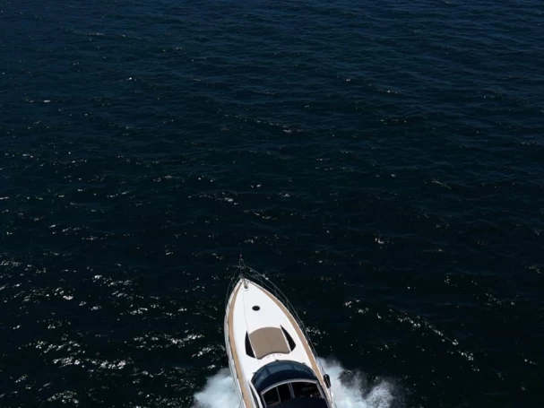 Luksusowy jacht do wynajmu w Neapol w najlepszej cenie