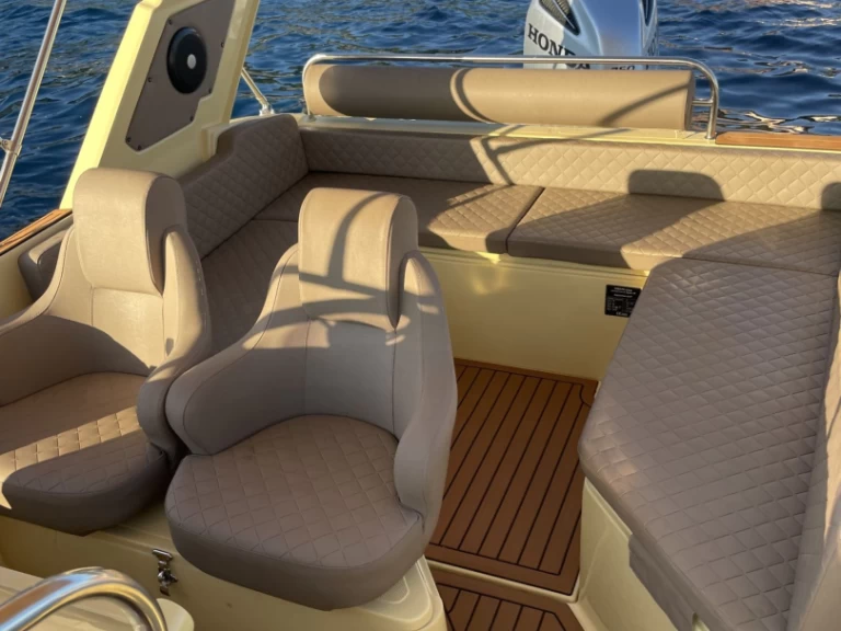 Wynajmij Aquamax 23 w Hvar