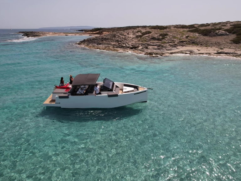 Wynajmij De Antonio 33 SEEA ONE w Ibiza Town