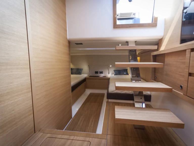 Wynajmij Pardo Yachts Pardo 43 w Ibiza Town