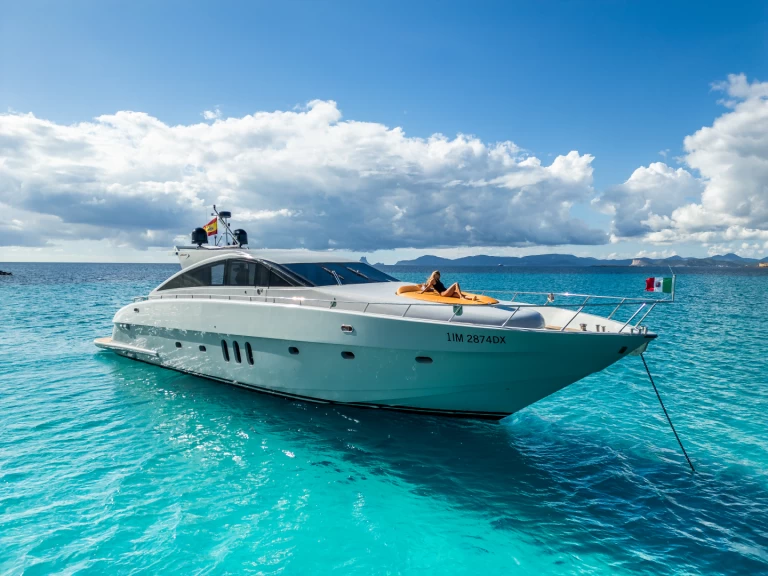 Luksusowy jacht do wynajmu w Ibiza Town w najlepszej cenie