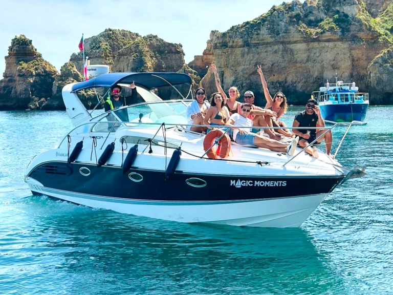 Fairline Targa 30 między profesjonalistami a osobami prywatnymi w Lagos