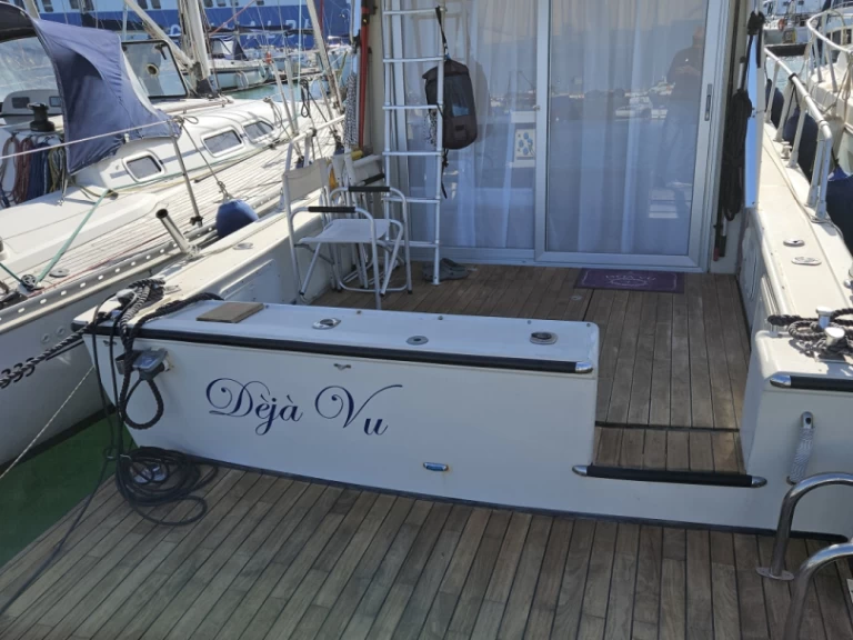 Dellapasqua DC 9 między profesjonalistami a osobami prywatnymi w Catania