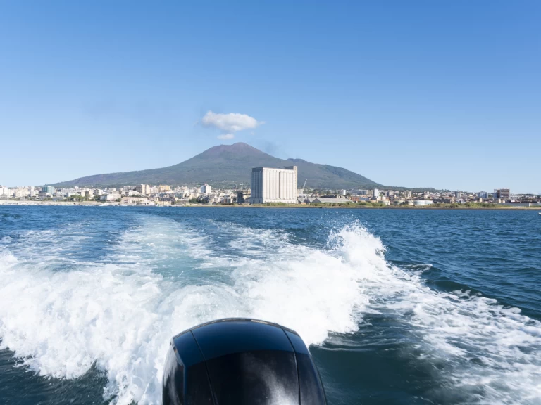 Wynajem Motorówka w Torre Annunziata - ayros XA 22