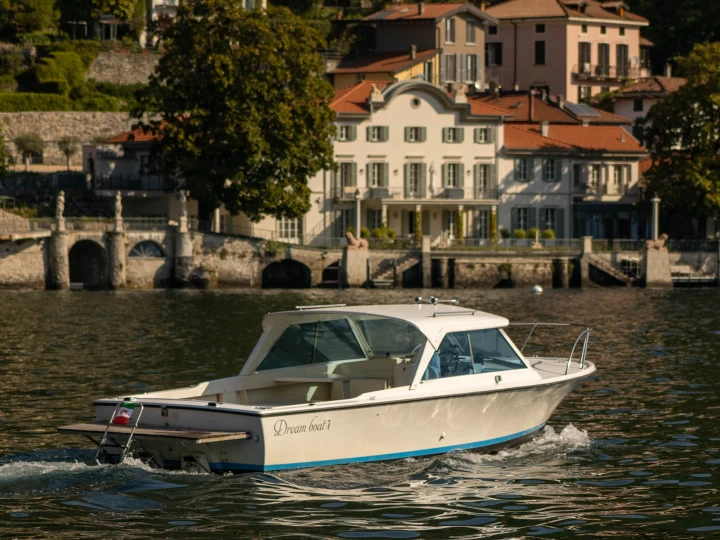 Wynajem Motorówka Bertram z patentem 