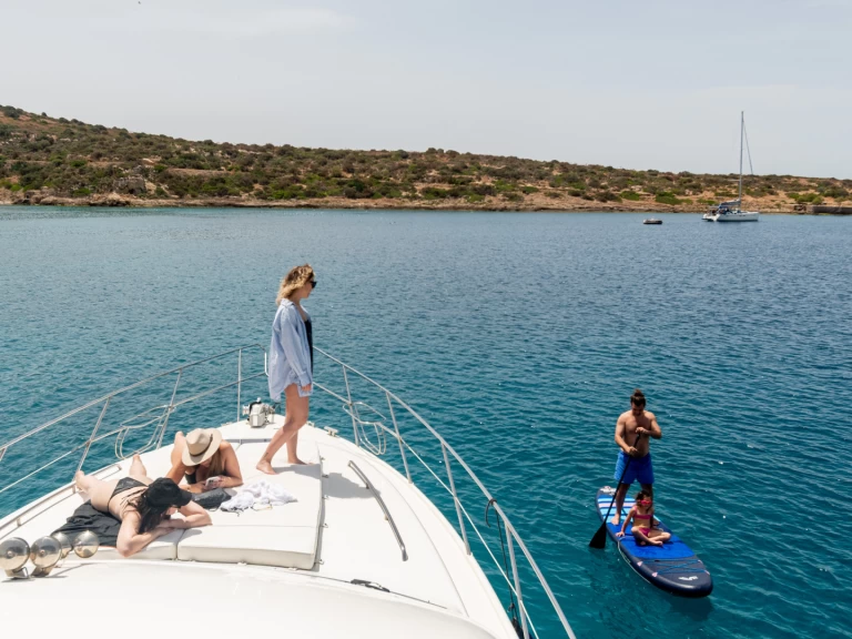 Motorówka do wynajmu w Ateny w najlepszej cenie