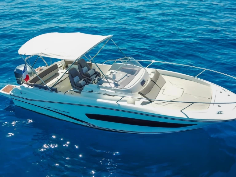 Motorówka do wynajmu w Antibes w najlepszej cenie