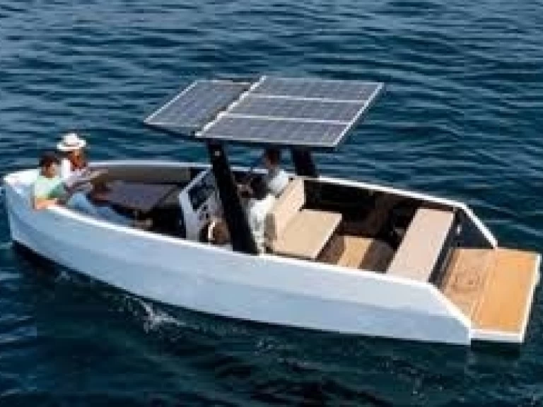 Wynajem Motorówka w Antibes - LASAI 20 CR