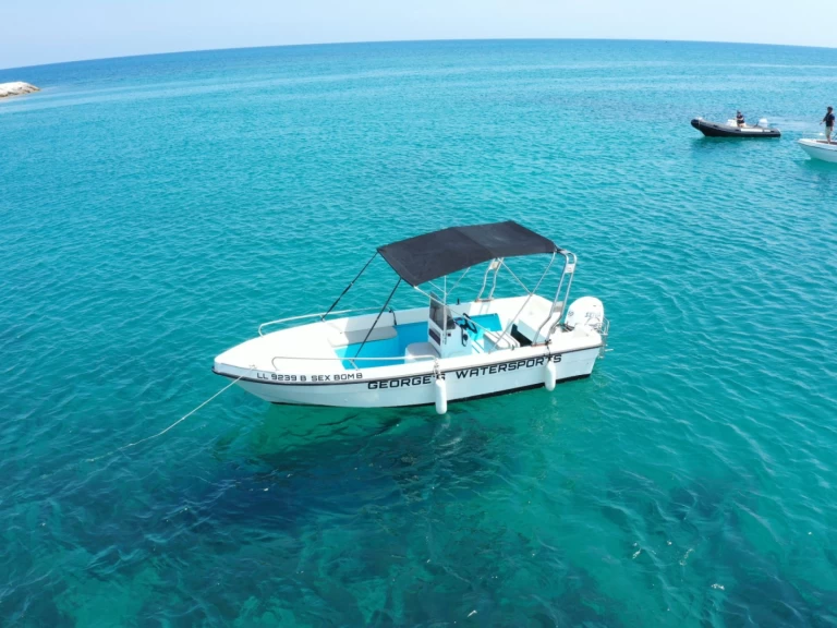 Wynajem Motorówka w Latchi - IORDANOU LTD AMATHUNTA 180