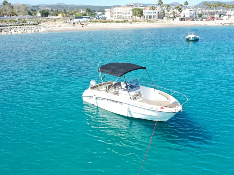 Wynajem Motorówka Karnic z patentem 