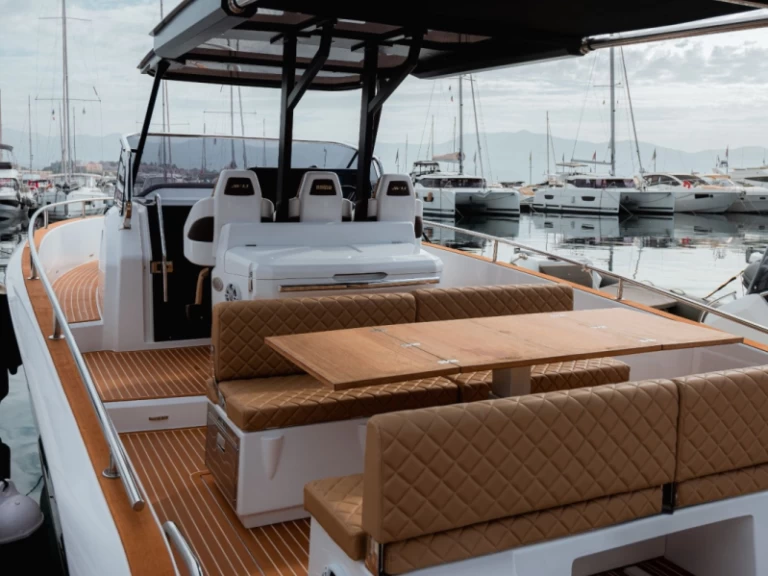 Wynajem łodzi Salpa AVANGARDE 1.1 w Porticcio na SamBoat 