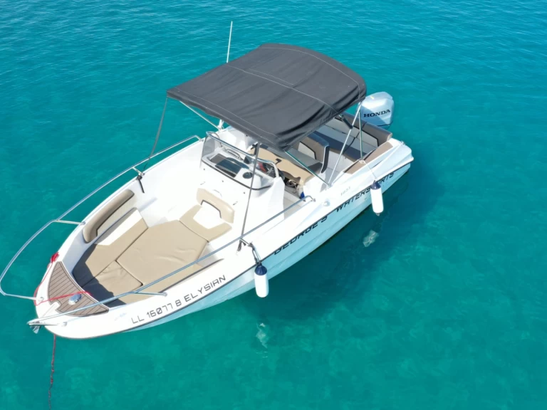 Wynajmij Motorówka z lub bez skippera Karnic w Latchi