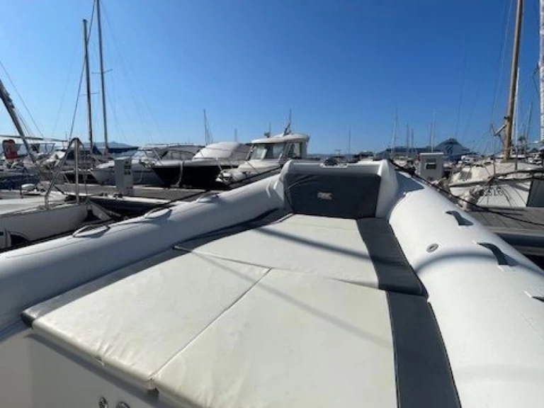 Wynajem łodzi Porticcio tanio 78 Classic