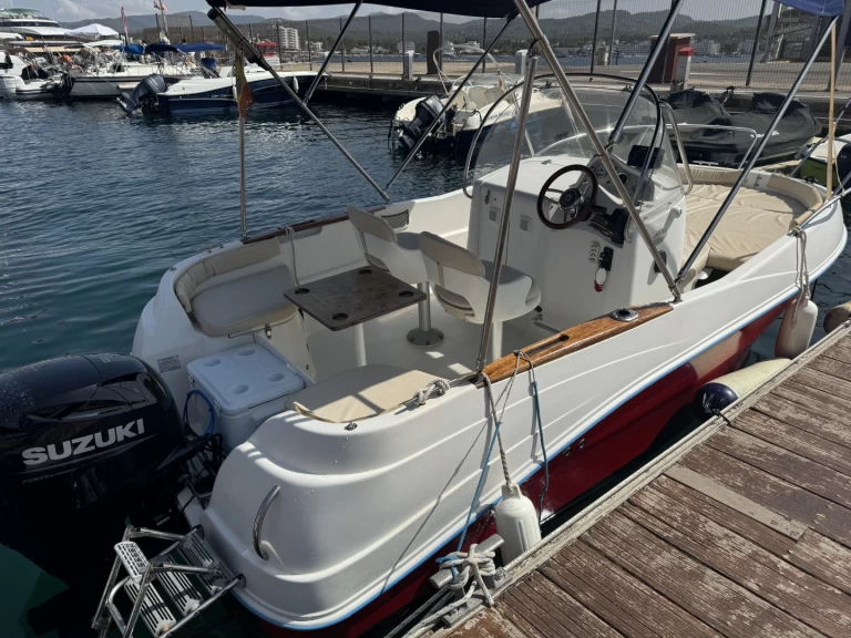 Wynajmij Quicksilver Quicksilver 525 Flamingo w Sant Antoni de Portmany