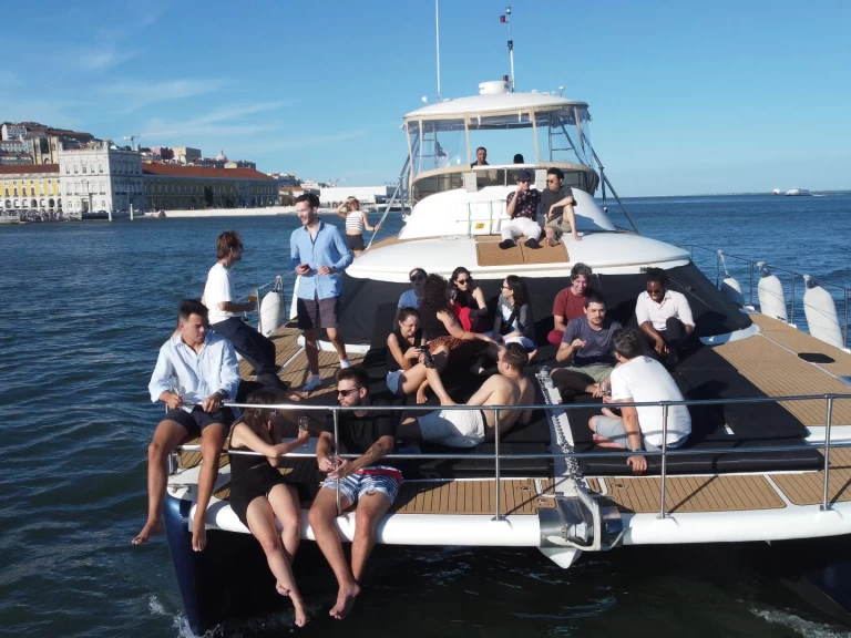 Wynajem łodzi Prowler 480 w Lizbona na SamBoat 