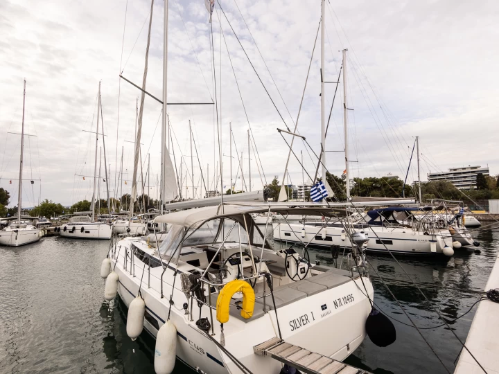 Wynajem łodzi Bavaria Bavaria C45 w Alimos na SamBoat 